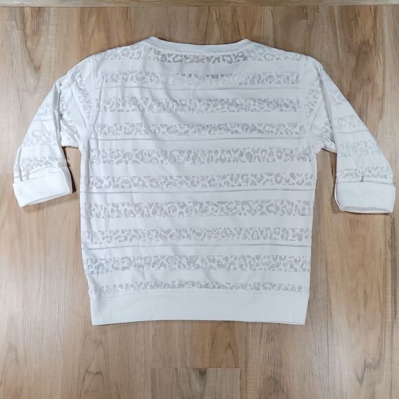 🔺️Ruby Rd White Leopard Print Burnout Cuffed Sleeve Top Small - Picture 2 of 8